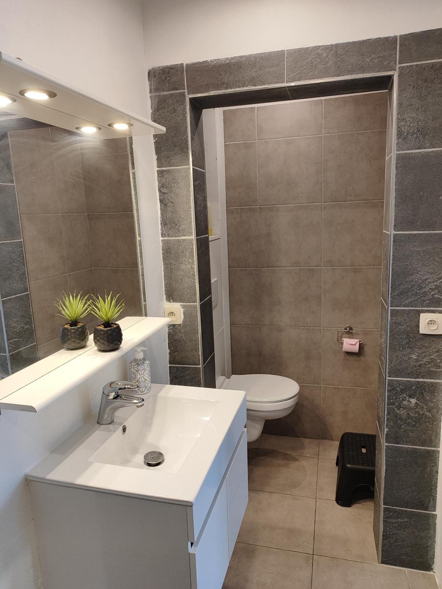 Appartement Spacieux Avec Parking Et Terrasse De Panne Zewnętrze zdjęcie
